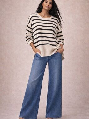 GAP Cream & Black Striped Chunky Knit Sweater |  Size M | Side Slit | Nautical